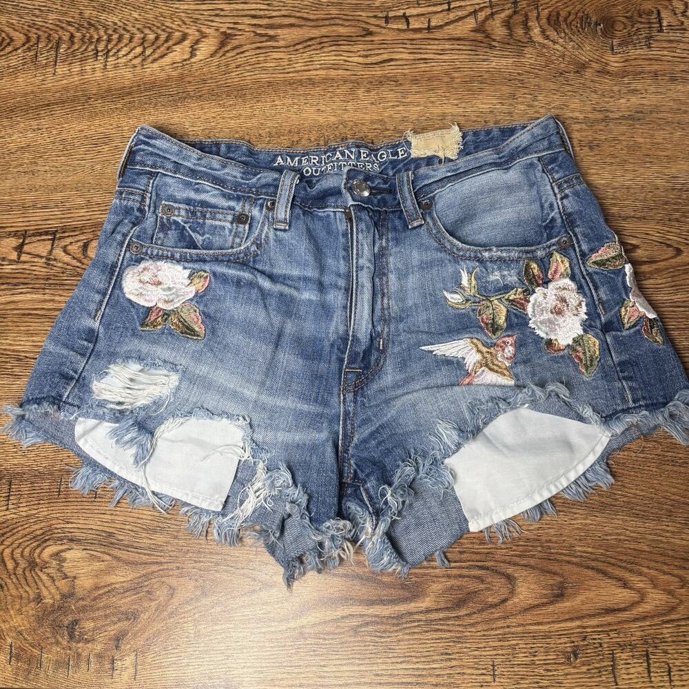 American Eagle Distressed Vintage Hi-Rise Festival Shorts Women’s Size 2